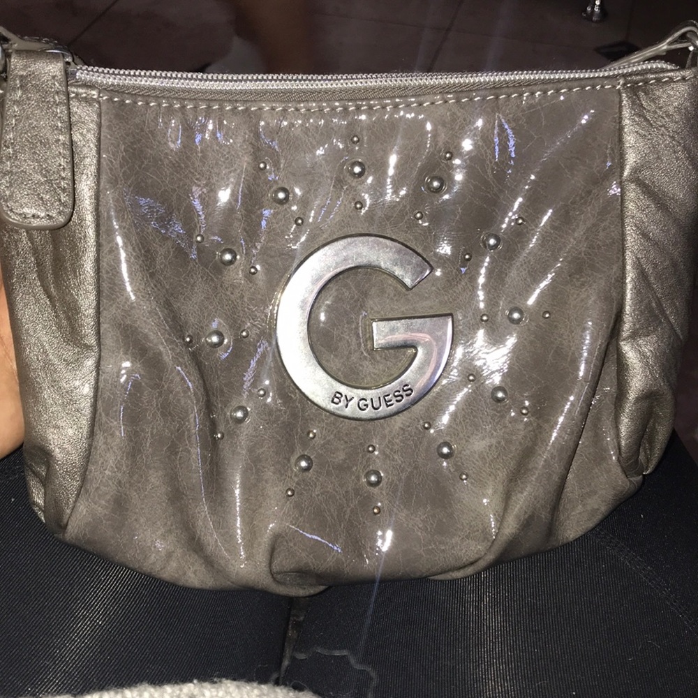 Guess small purse - Picture 1 of 5